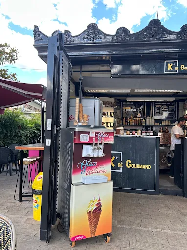 Le comptoir et la glace italienne